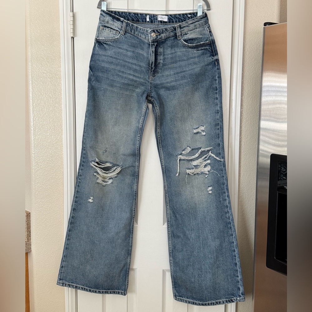 BERSHKA DENIM Distressed Mid rise Blue Jeans